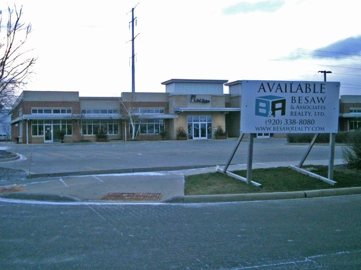 MILLENNIUM PARK: 1671 Hoffman Rd, Green Bay, WI 54311